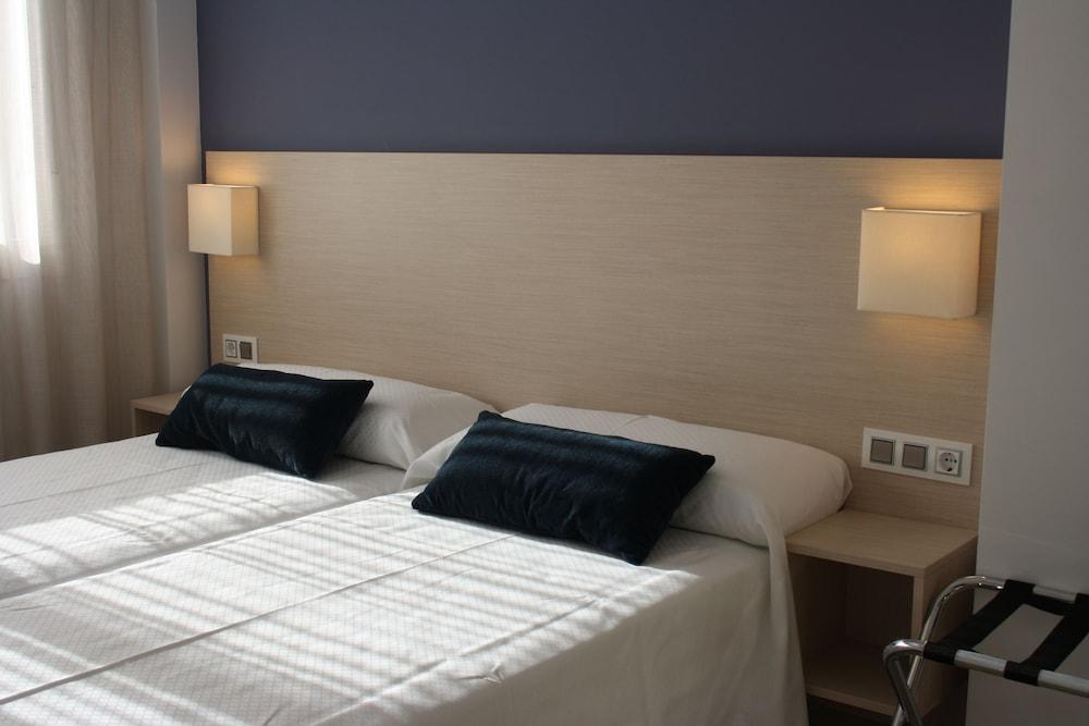 Apartamentos Playa Барбате Экстерьер фото